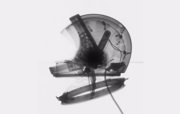 ng28.com科技X光安检机带您走进：X射线影像下的宇航服